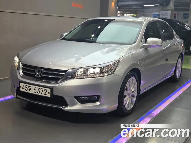 Honda Accord 2.4 9