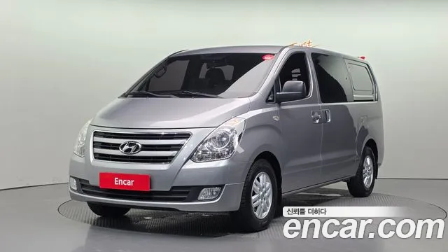 Hyundai Grand Starex 5