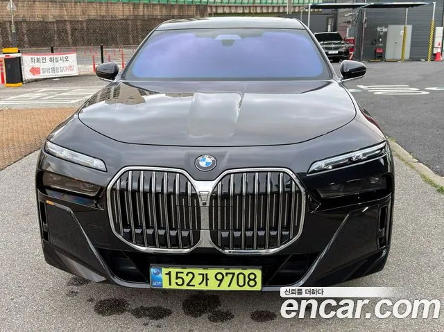 BMW 7 (G70) 740i xDrive M Limited