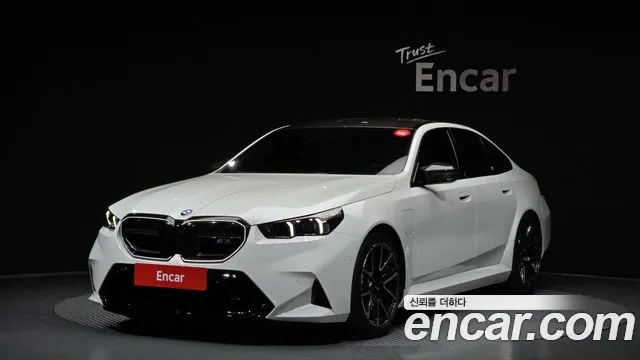 BMW M5 (G90) M5