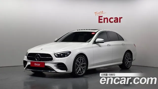 Mercedes-Benz E- W213 E220d 4MATIC AMG Line