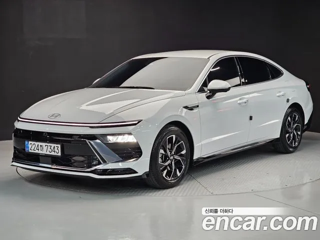 Hyundai Sonata (DN8) 2.0 Exclusive