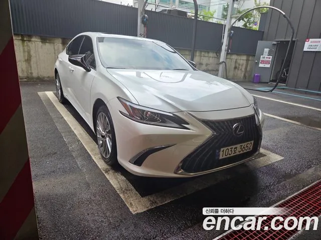 Lexus ES300h 7