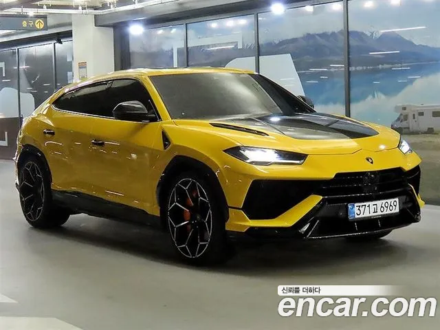 Lamborghini 4.0 V8