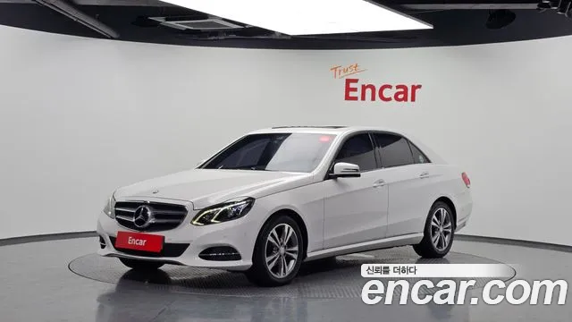 Mercedes-Benz E- W212 E220 CDI