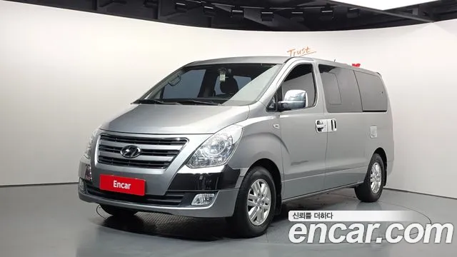 Hyundai Grand Starex 12