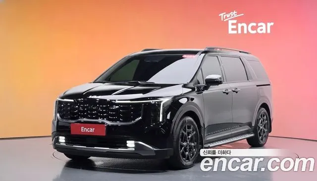 Kia The New Carnival 4 HEV 9