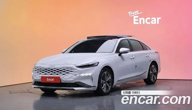 Kia K8 Hybrid Signature