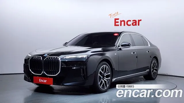 BMW 7 (G70) 740i xDrive M