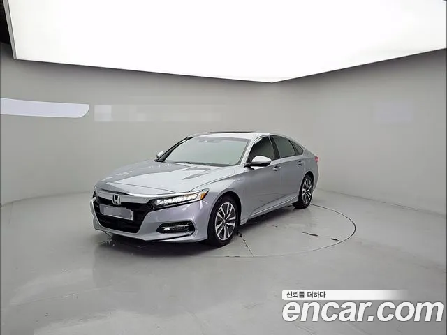 Honda Accord 10 2.0 Hybrid