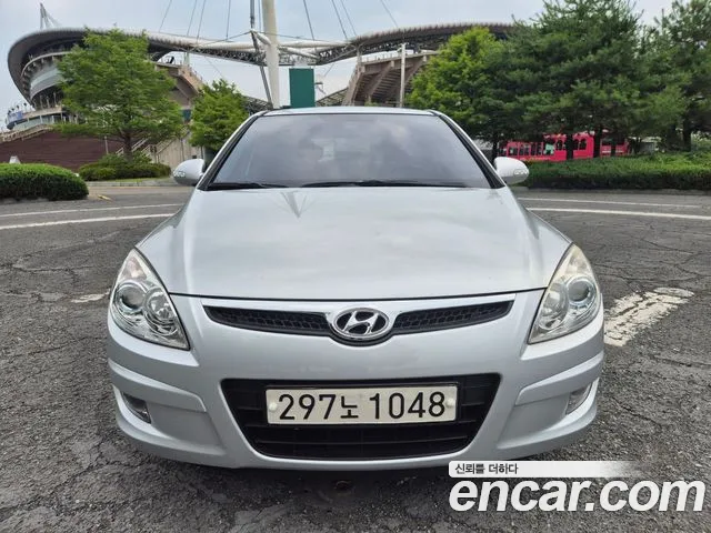 Hyundai i30 1.6 VVT Base