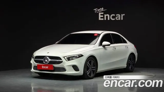 Mercedes-Benz A- W177 A220
