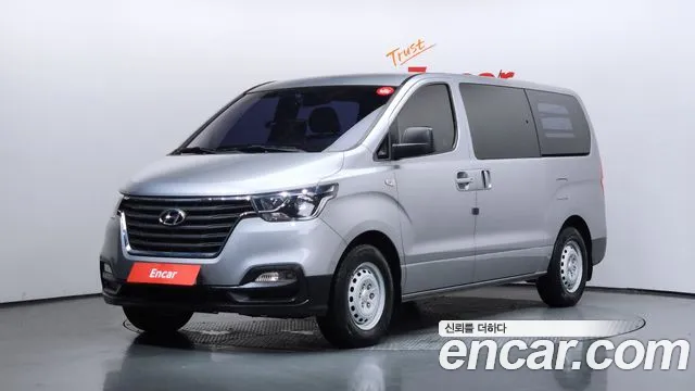 Hyundai The New Grand Starex 5