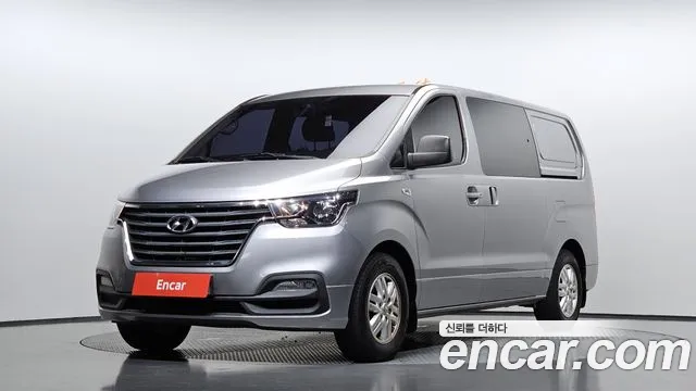 Hyundai The New Grand Starex 5