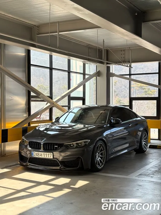 BMW M4 (F82) M4