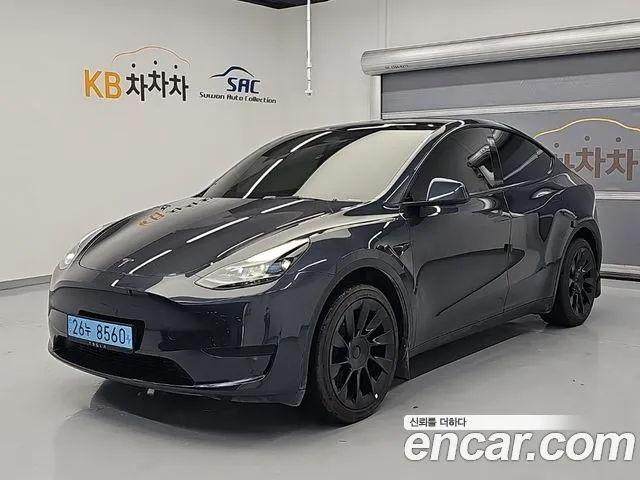 Tesla Y RWD
