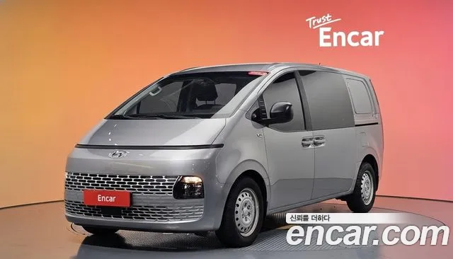 Hyundai Staria 5