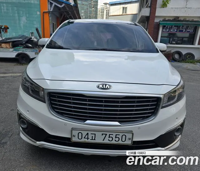 Kia All New Carnival 9