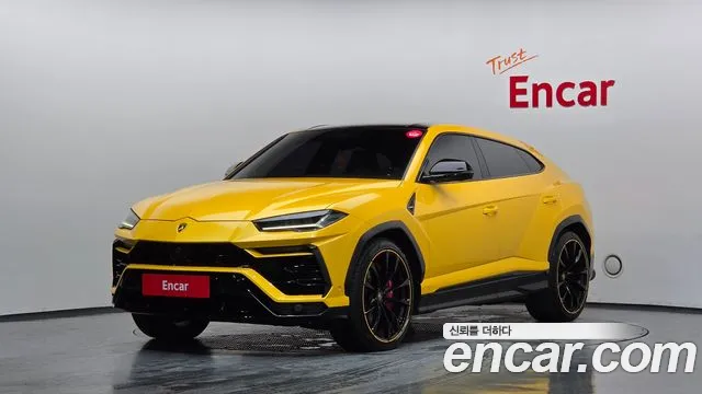 Lamborghini 4.0 V8