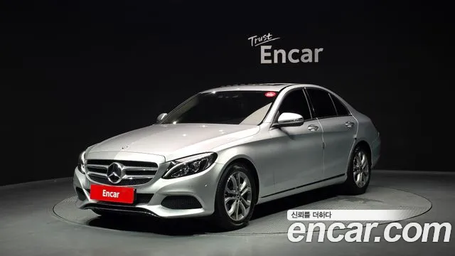 Mercedes-Benz C- W205 C200