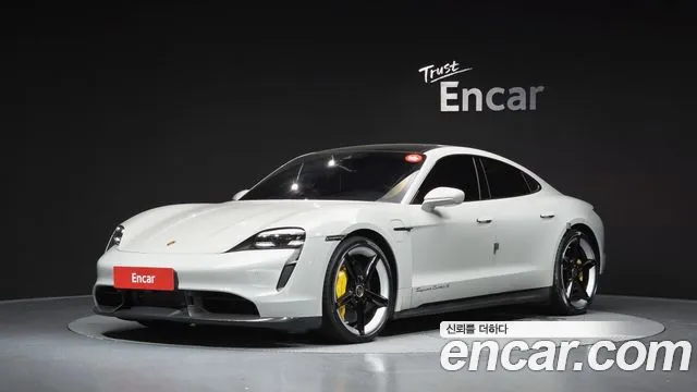 Porsche Taycan Turbo S