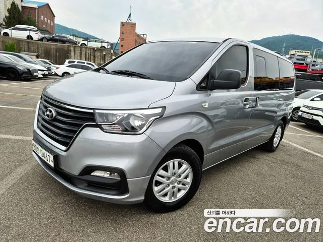 Hyundai The New Grand Starex 5