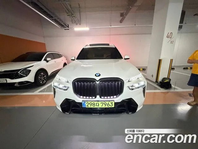 BMW X7 (G07) xDrive 40i M 7