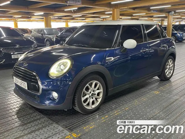 MINI Cooper D HIGH 3