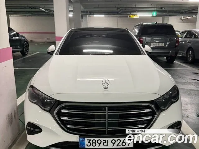 Mercedes-Benz E- W214 E300 4MATIC Exclusive