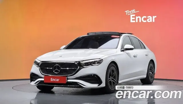 Mercedes-Benz E- W214 E300 4MATIC AMG Line