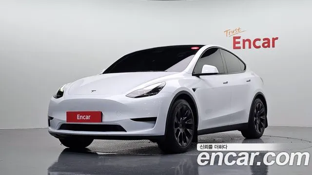 Tesla Y RWD