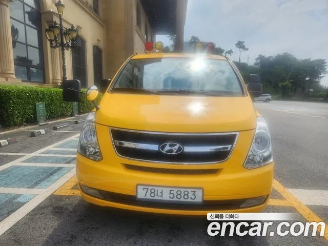 Hyundai Grand Starex 4WD