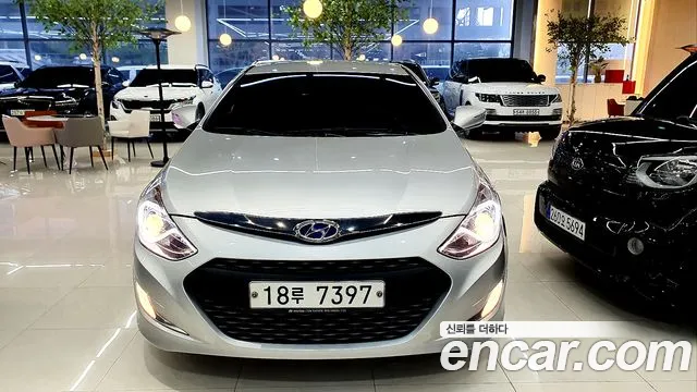 Hyundai Sonata Hybrid 2.0