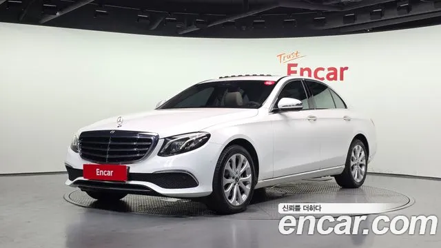 Mercedes-Benz E- W213 E220d 4MATIC Exclusive