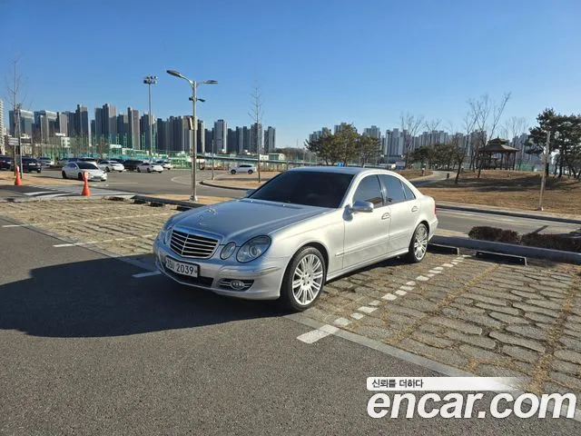 Mercedes-Benz E- W211 E280