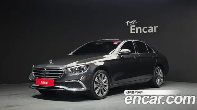 Mercedes-Benz E- W213 E350 4MATIC Exclusive
