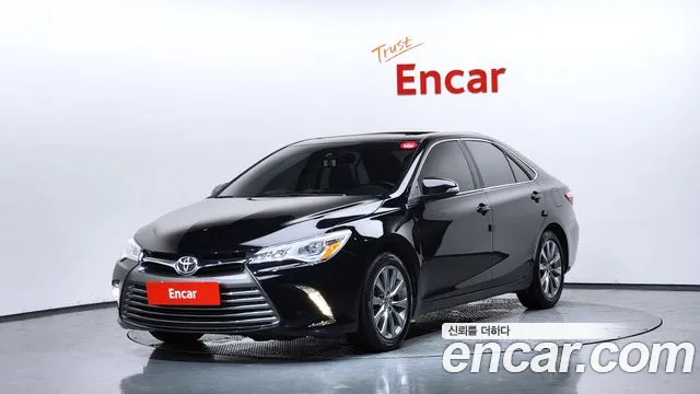 Toyota Camry 2.5 XLE