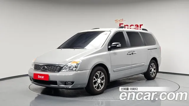 Kia Carnival R Carnival GLX