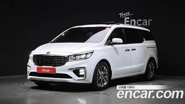 Kia The New Carnival 9 Noblesse