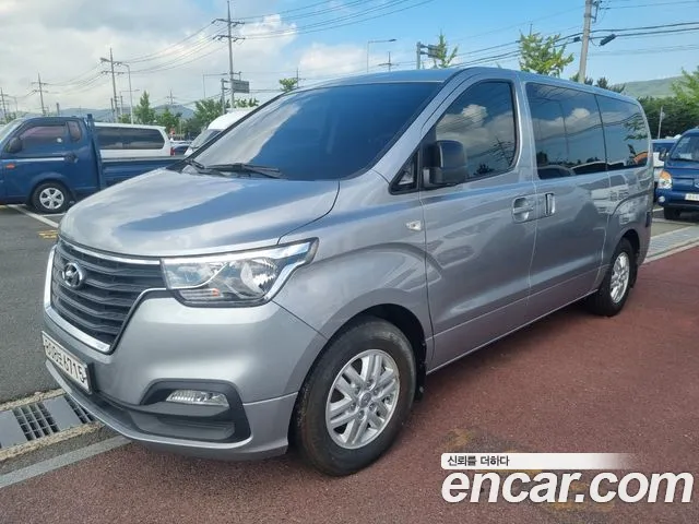 Hyundai The New Grand Starex 5