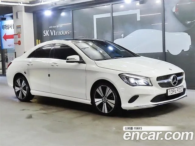 Mercedes-Benz CLA- C117 CLA250 4MATIC