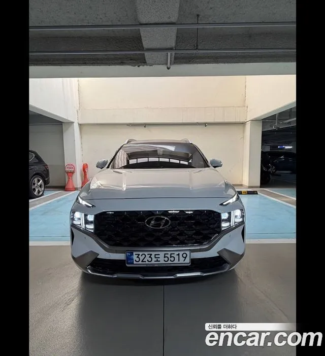 Hyundai The New Santa Fe Diesel 2.2 4WD