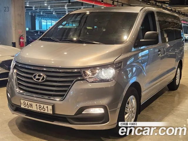 Hyundai The New Grand Starex 5
