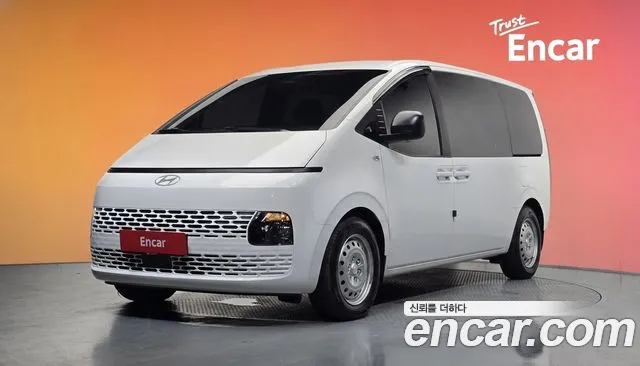 Hyundai Staria 11
