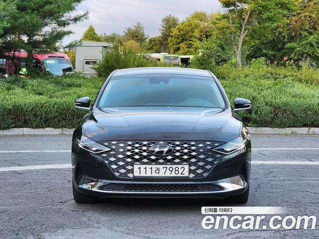 Hyundai The New Grandeur IG 2.5