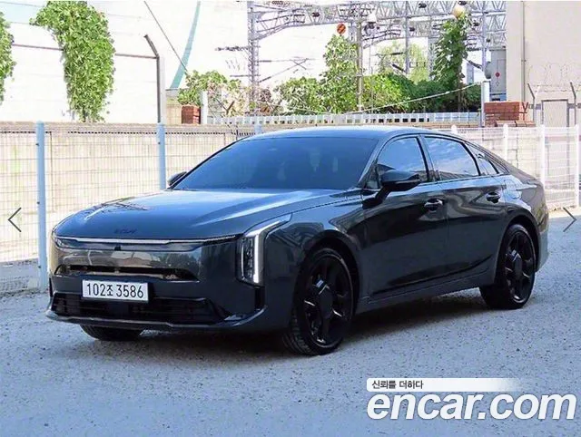 Kia The New K8 3.5 Gasoline 4WD Signature