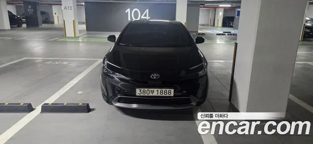 Toyota Prius 5 2.0 XLE
