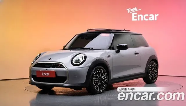 MINI Cooper S 4