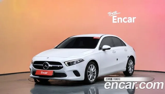Mercedes-Benz A- W177 A220