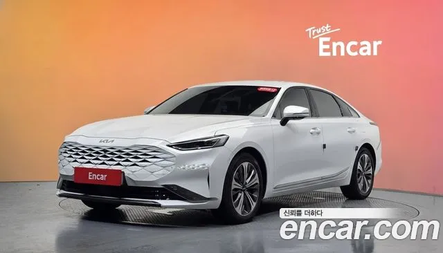 Kia K8 Hybrid Signature